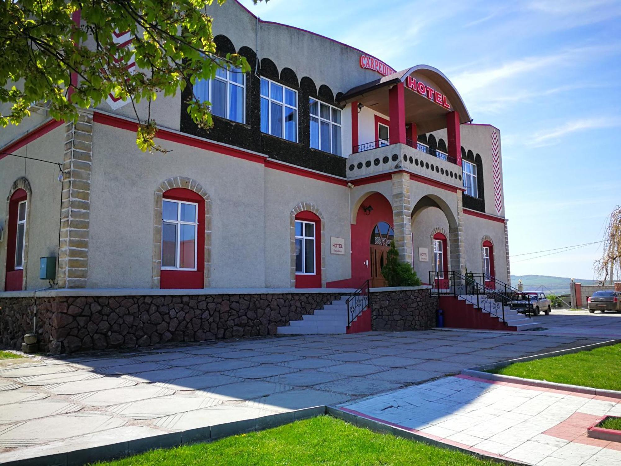 Carpediem Hotel Restaurant Albinetul Vechi Extérieur photo